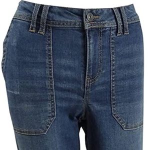 👖🌺 Women’s Distressed/Ripped Cuffed Dakota Jeans Vanilla Star Macy’s Size 3/23